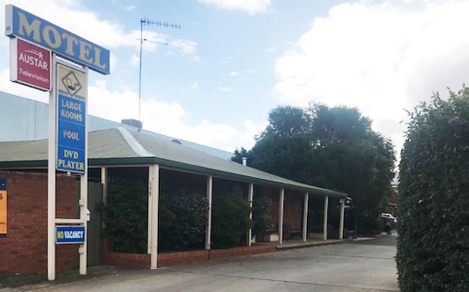 Yambil Inn Griffith Exterior foto
